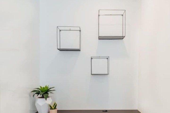 Room 5 of 28