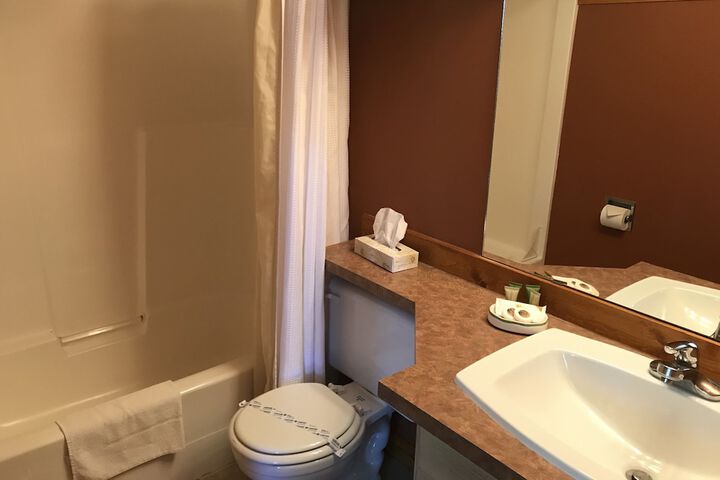 Room 79 of 102