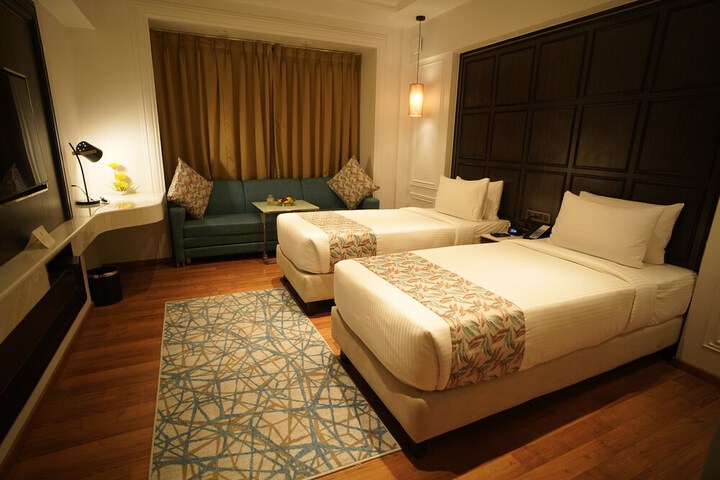 Room 9 of 70