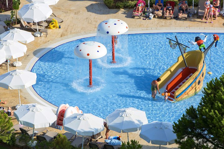 Pool 68 of 183