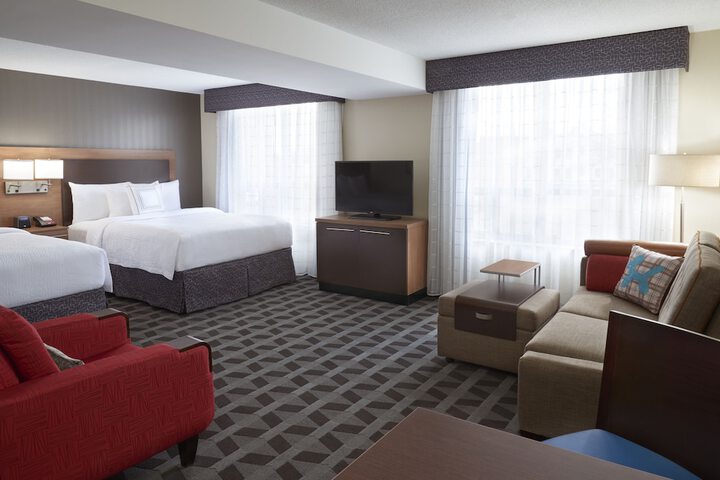 Room 4 of 22