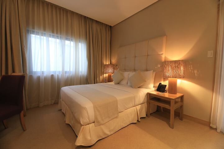 Room 16 of 46