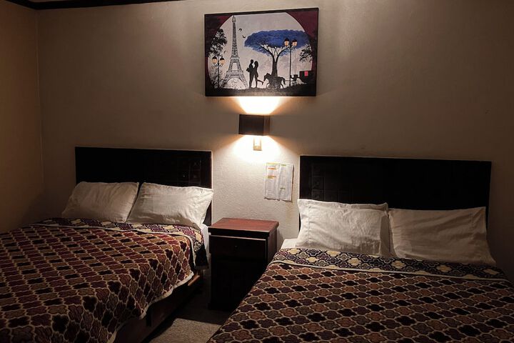 Room 12 of 41