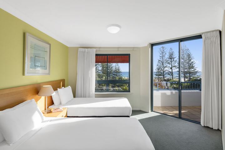 Room 10 of 82