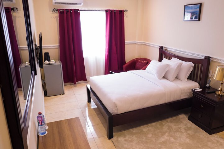 Room 30 of 59