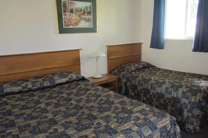 Room 12 of 69