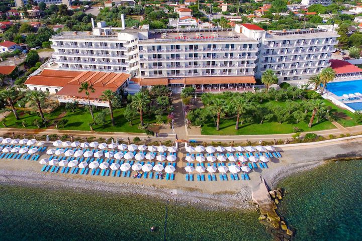 Hotel 115 of 128