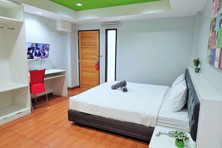 Room 19 of 57