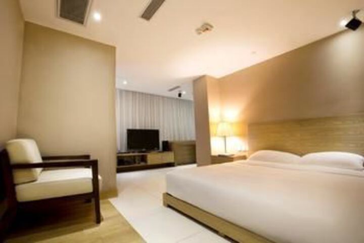 Room 20 of 53