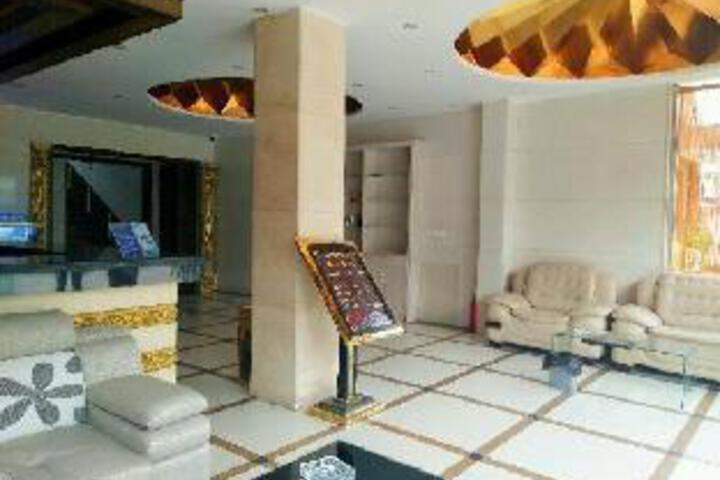 Mingren business hotel in Zaozhuang