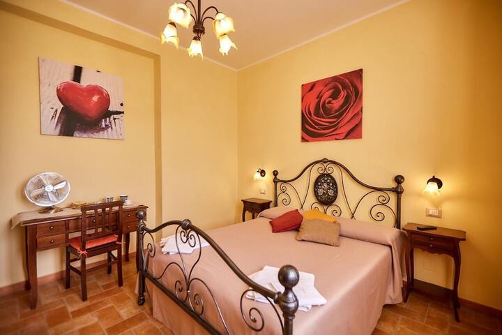 Room 8 of 63