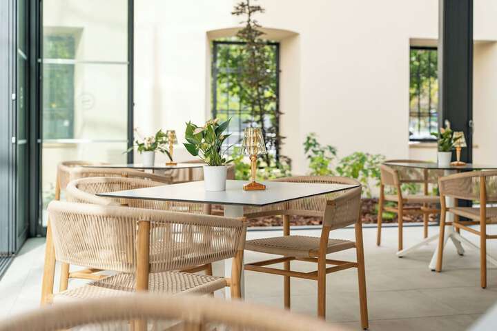 Dining 67 of 113