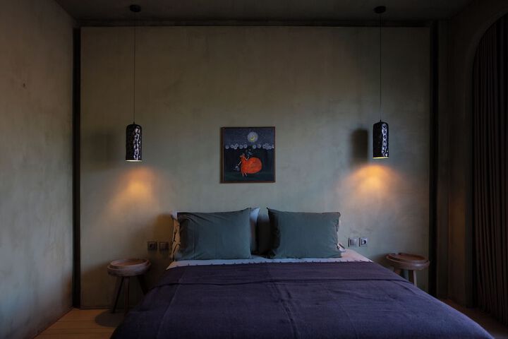 Room 60 of 142