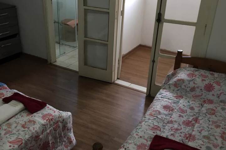 Room 13 of 19