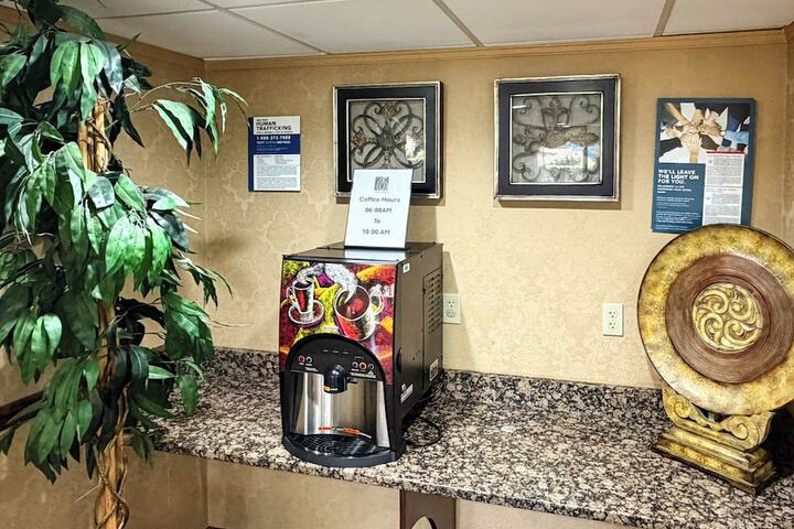 Guest Lobby