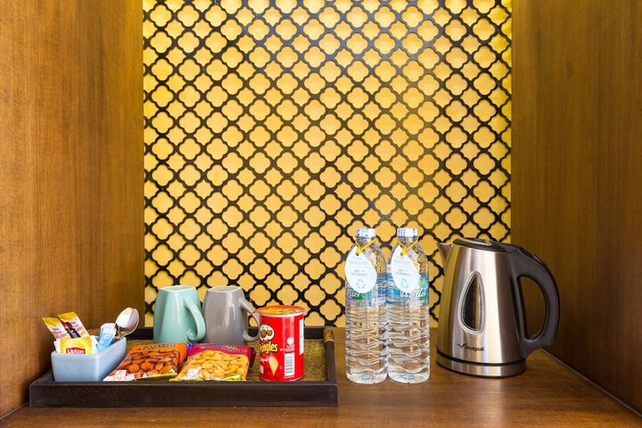 Breakfast/Coffee Service 18 of 51