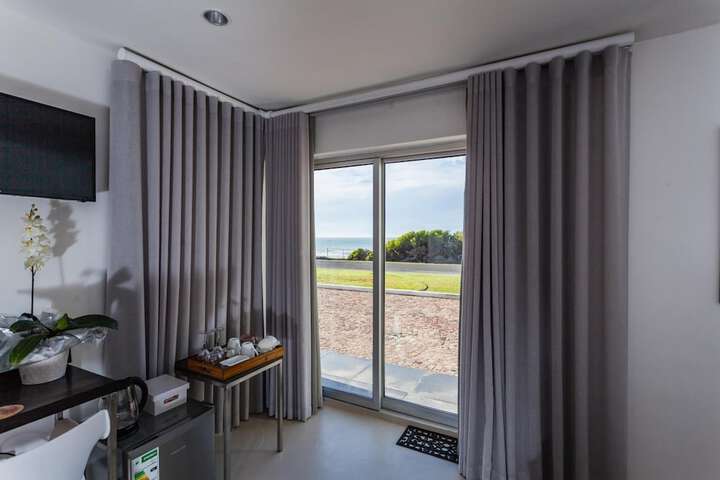 Room 8 of 63