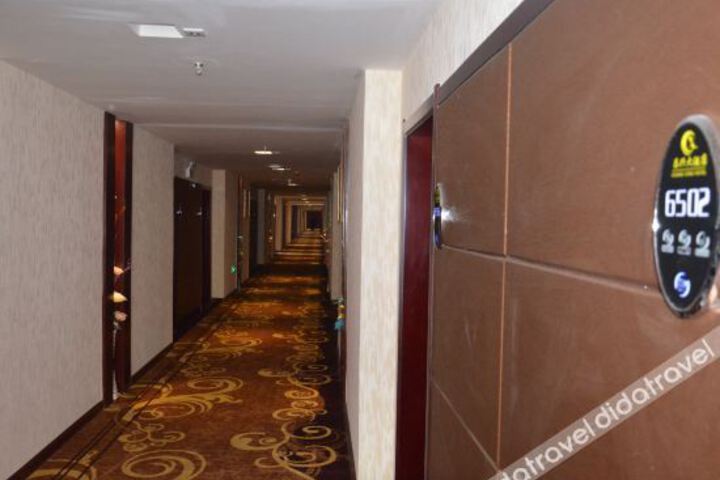 Hotel Interior 8 of 14