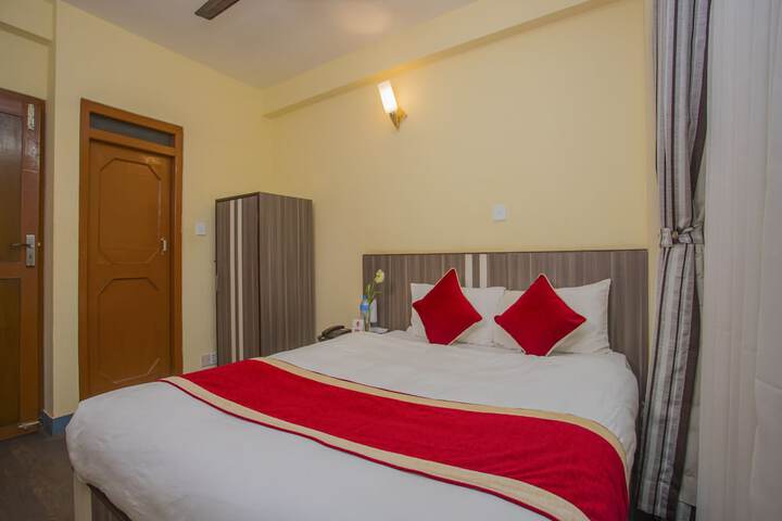 Room 10 of 48