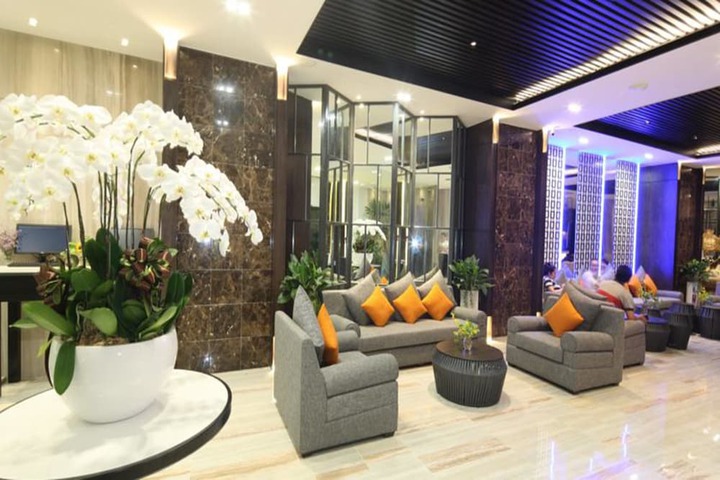 Hotel Interior 9 of 77