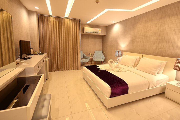 Room 13 of 88