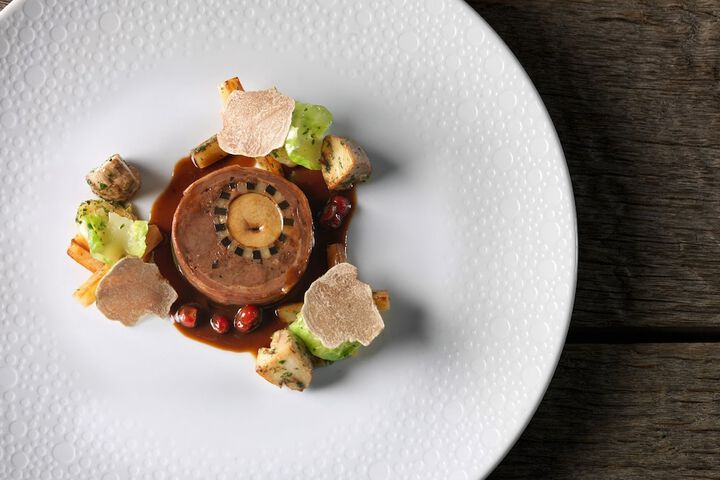 Dining 75 of 108