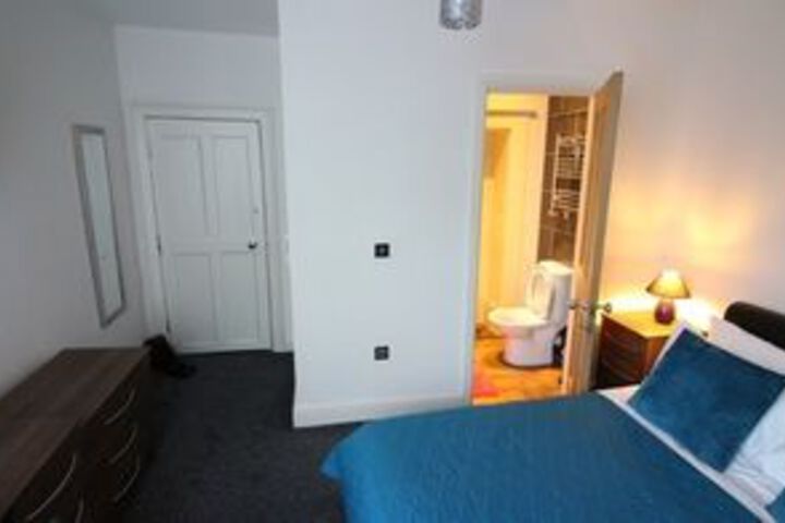 Room 19 of 28