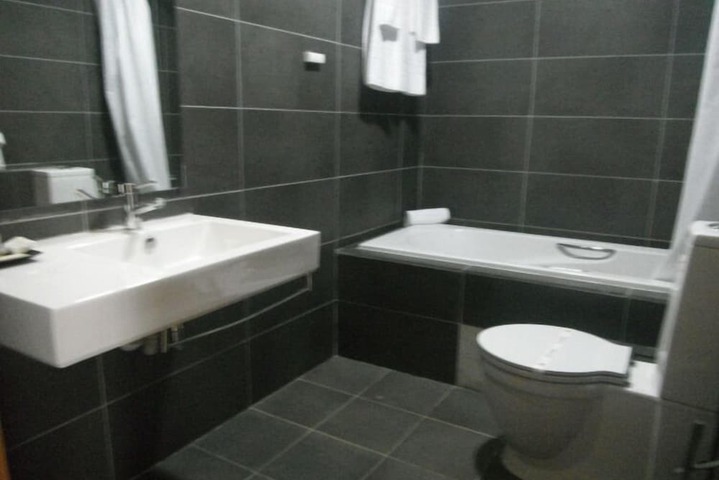Room 8 of 20
