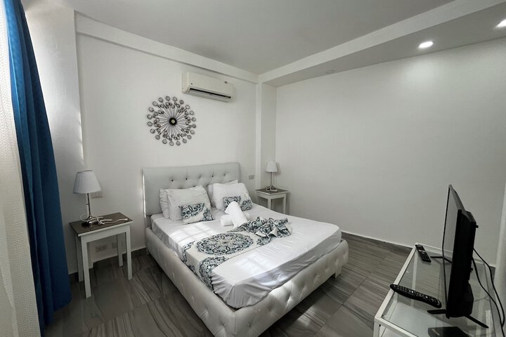 Room 29 of 64