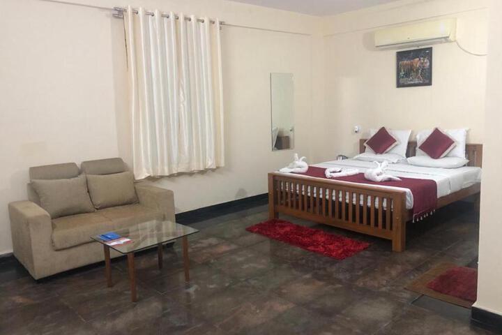 KSTDC Hotel Mayura Pavithra Yediyur