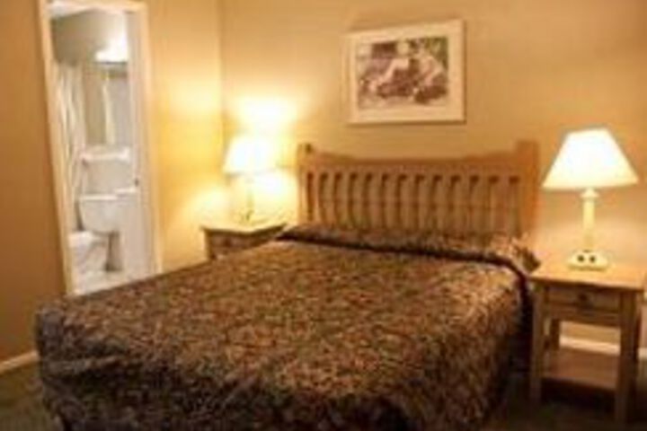 Room 6 of 22