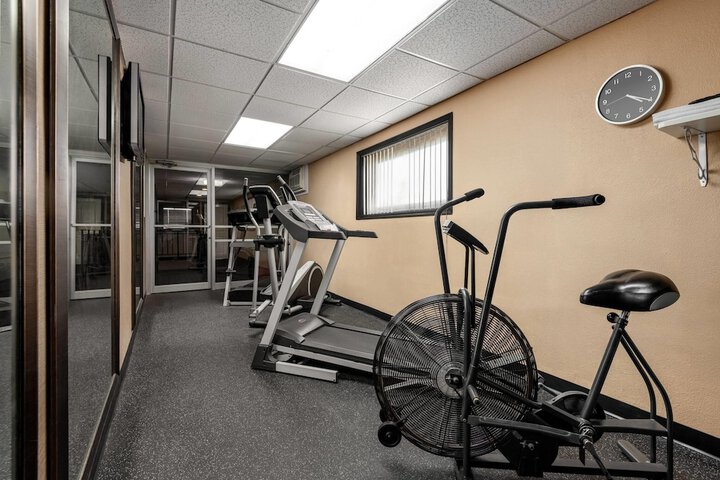 Hotel Gym Photos