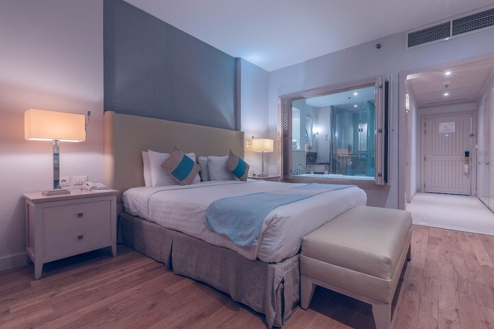 Room 20 of 90