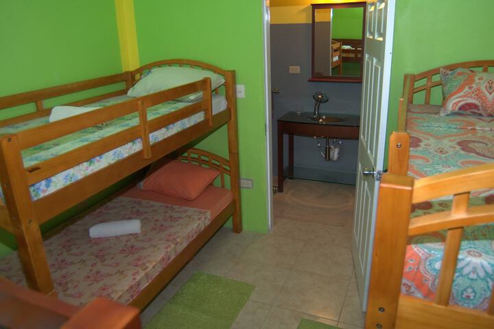 Room 12 of 96