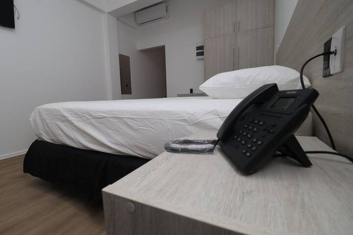 Room 7 of 39