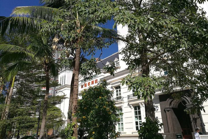 Hotel Exterior 82 of 91