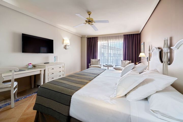 Room 7 of 75
