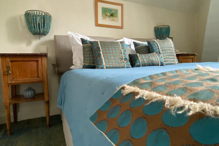 Room 10 of 67
