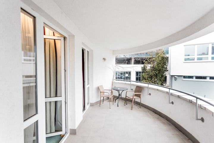 Terrace/Patio 49 of 102