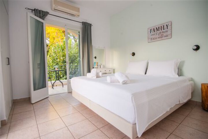 VILLA KARMAR