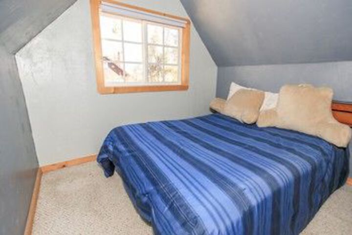 Room 11 of 26