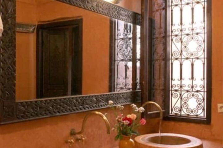 Bathroom Photo