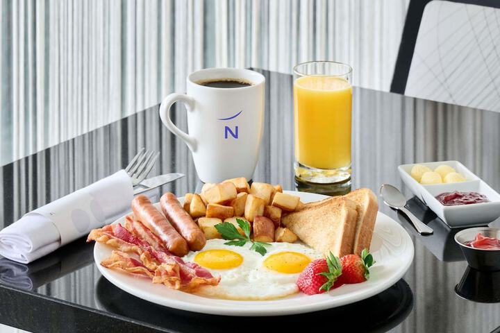 Breakfast/Coffee Service 47 of 75