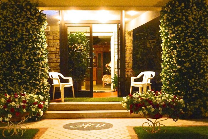 Hotel 39 of 53
