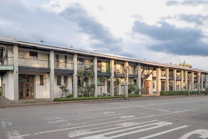 Hotel 104 of 105