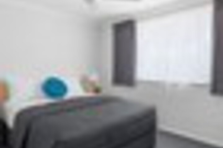 Room 8 of 60