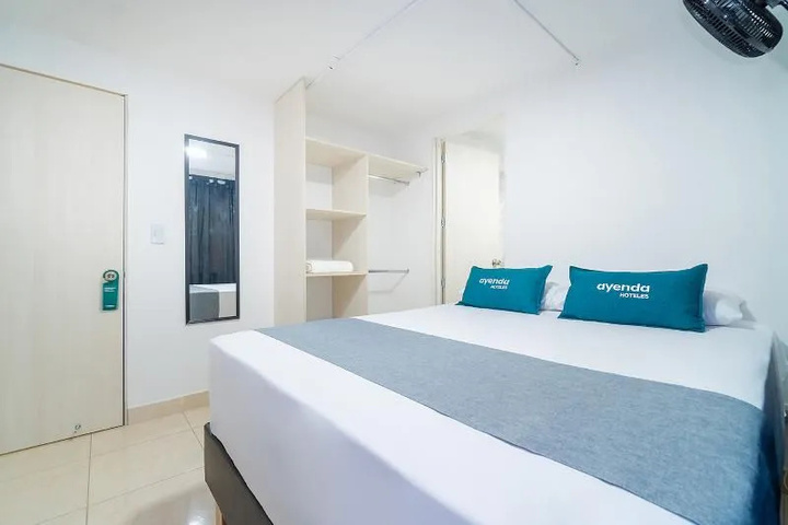 Room 7 of 11
