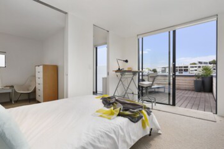 Room 7 of 21