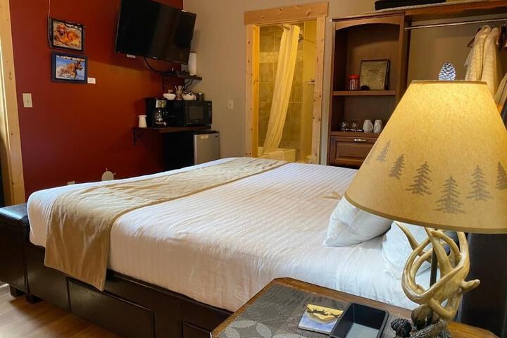 Room 6 of 78