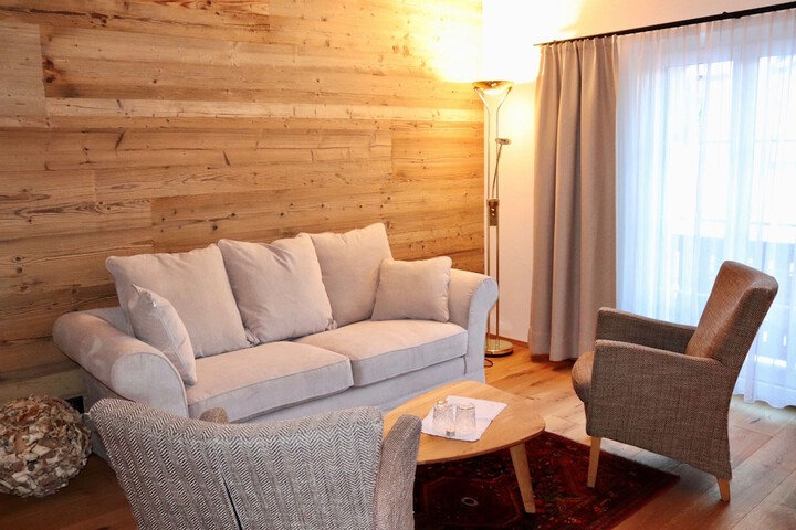Room 16 of 46